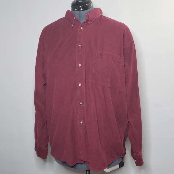Susquehanna Outfitters Other - Susquehanna Outfitters Button Down - Large - Red
